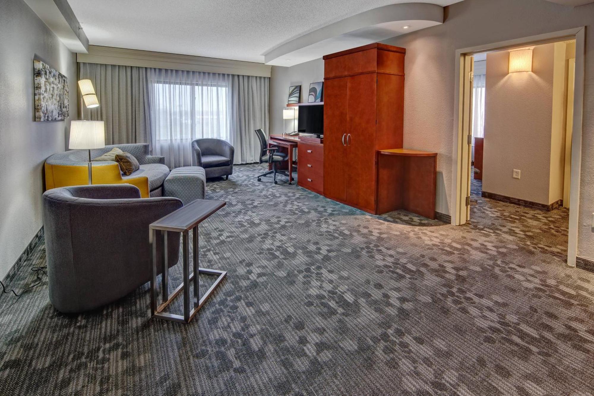 คอร์ทยาร์ด ลิมา Hotel ภายนอก รูปภาพ